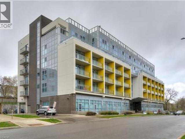Condo for sale in Waterloo, Ontario