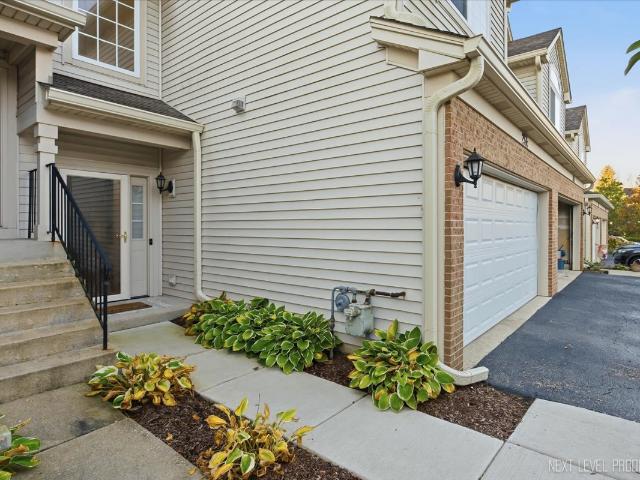Townhouse for sale in Thornwood, South Elgin