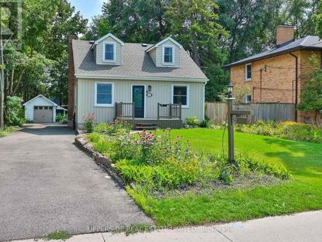 House for sale in Eastwood, Kitchener