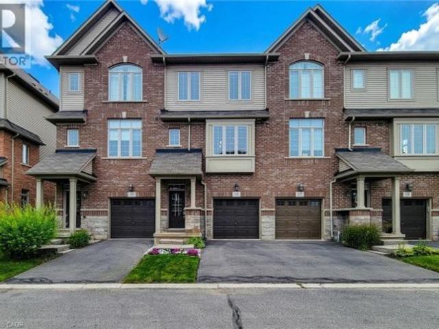 Townhouse for sale in Ancaster, Ontario