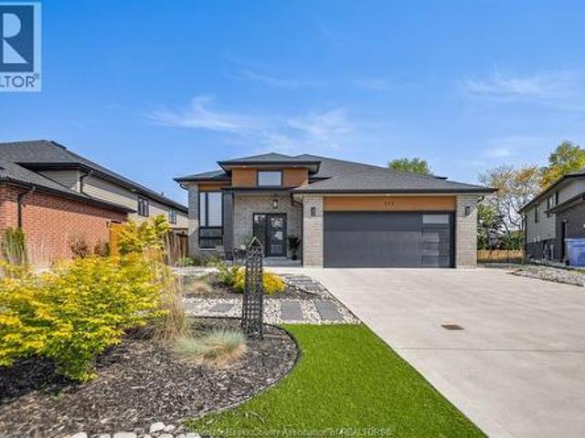 House for sale in Essex, Ontario