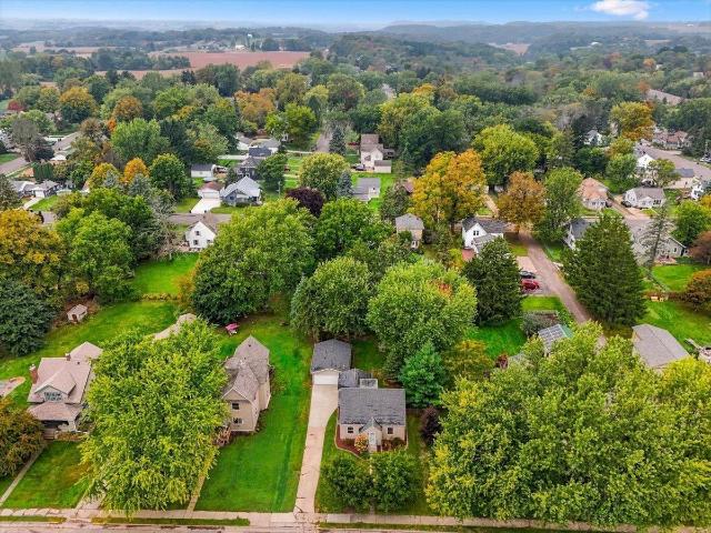 House for sale in Ellsworth, Pierce County