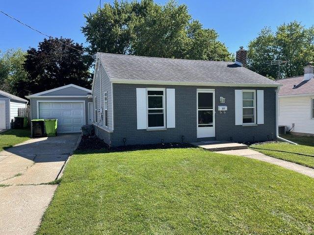 House for sale in Hartford, Wisconsin