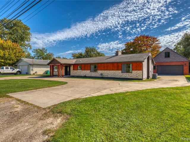 House for sale in Harrison Township, Macomb County
