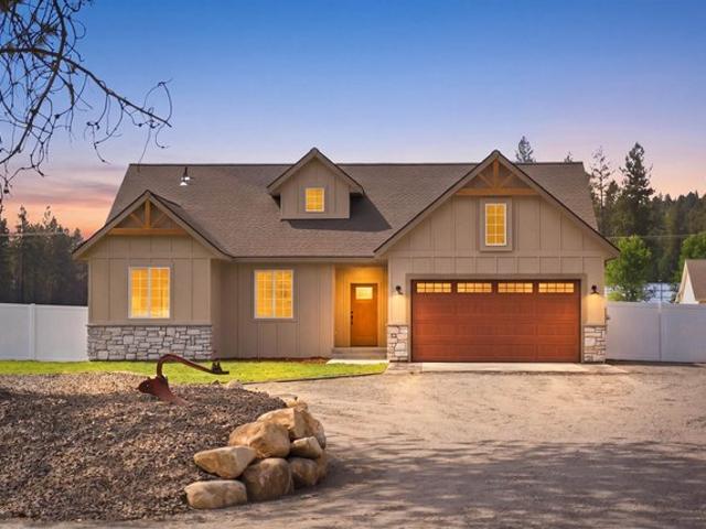 House for sale in Chattaroy, Washington
