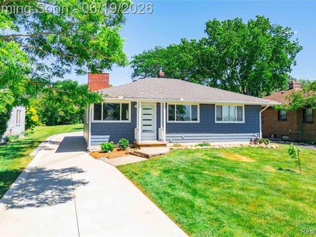 House for sale in Grosse Ile, Michigan