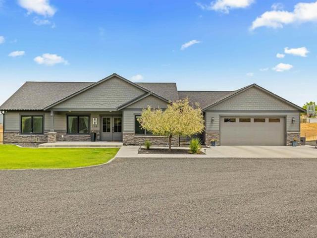 House for sale in Clarkston, Washington