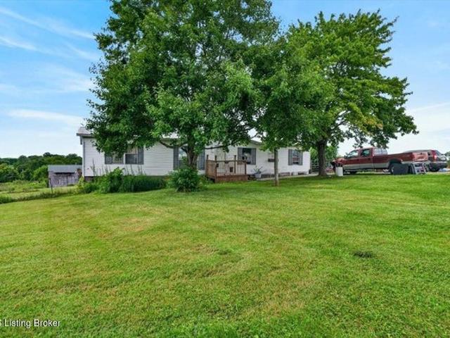 House for sale in Smithfield, Kentucky