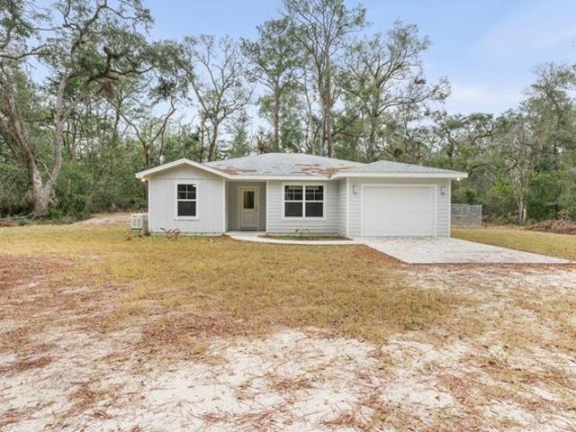 House for sale in Suwannee, Florida