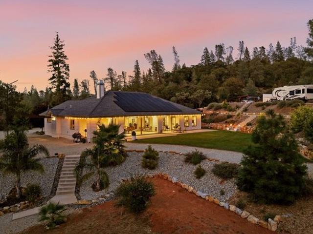 House for sale in Shasta, California