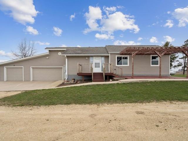 House for sale in Lamont, Iowa