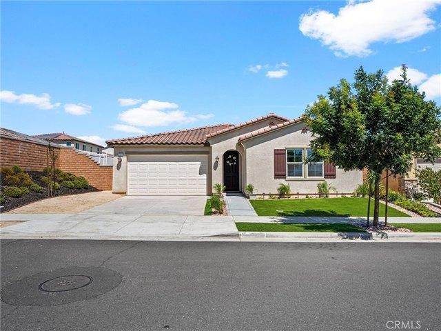 House for sale in Homeland, California