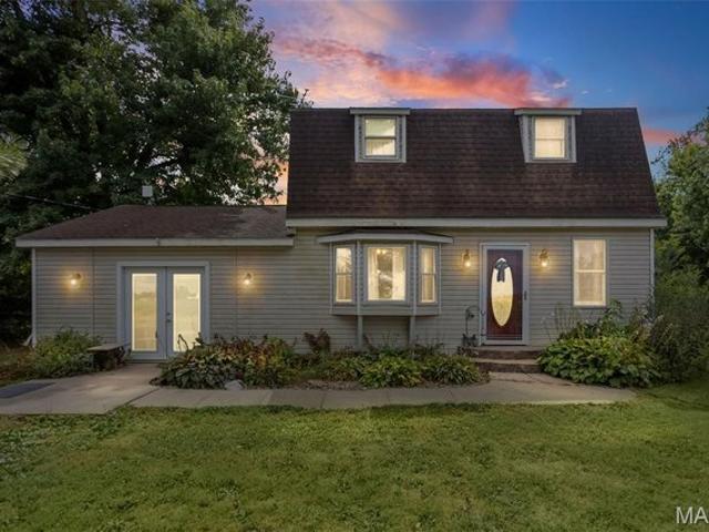 House for sale in Dow, Jersey County