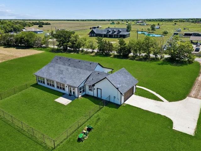 House for sale in Hunt, Texas