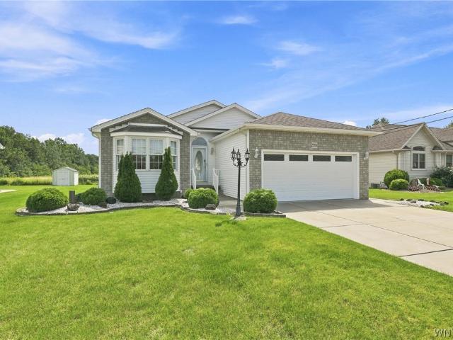 House for sale in Niagara, New York