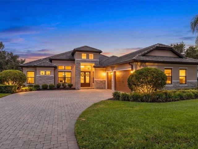 House for sale in Sorrento, Lake County