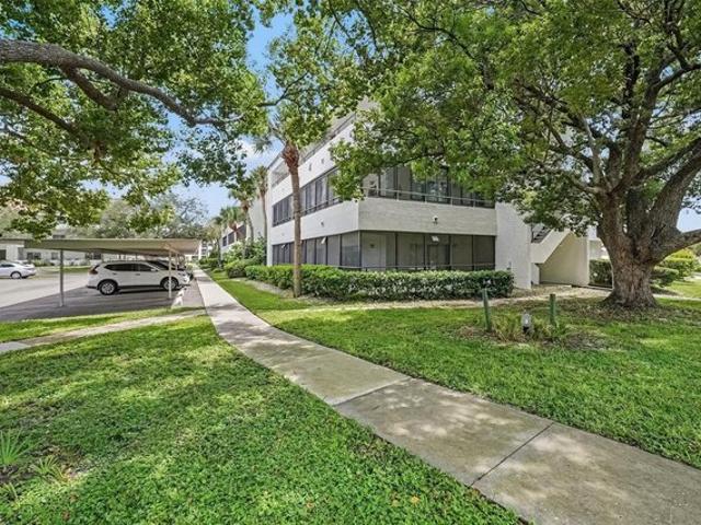 Condo for sale in Clearwater, Florida
