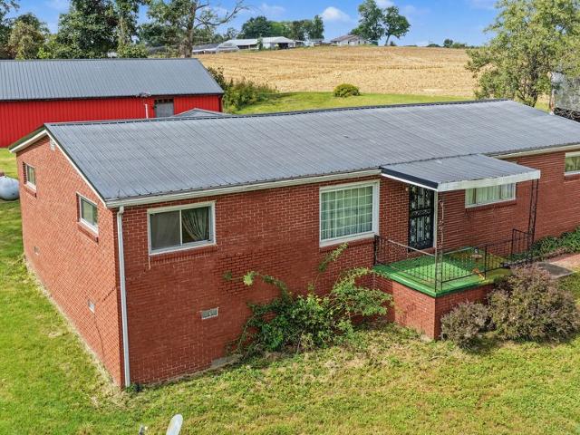 House for sale in Newstead, Christian County