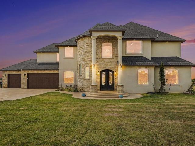 House for sale in Cashion, Oklahoma