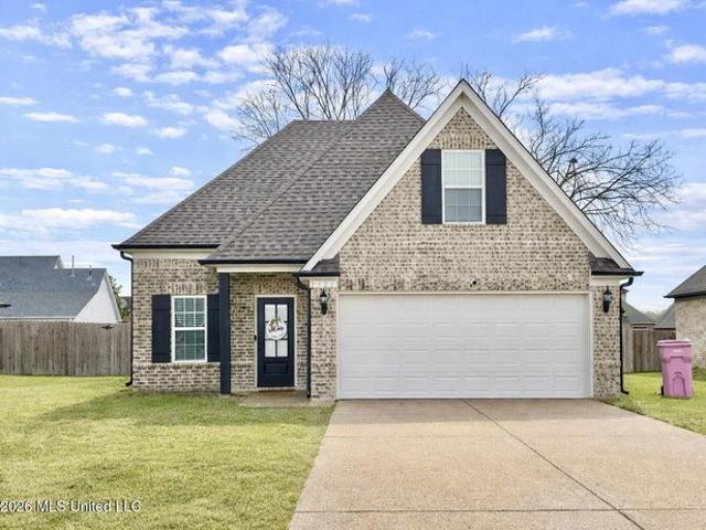 House for sale in Southaven, Mississippi