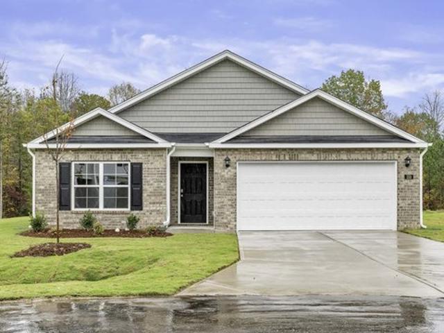 House for sale in Yadkinville, North Carolina