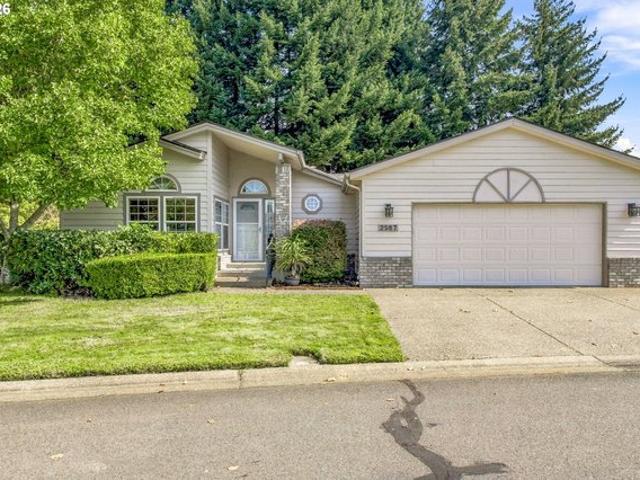 House for sale in Gainsborough Homes, Eugene