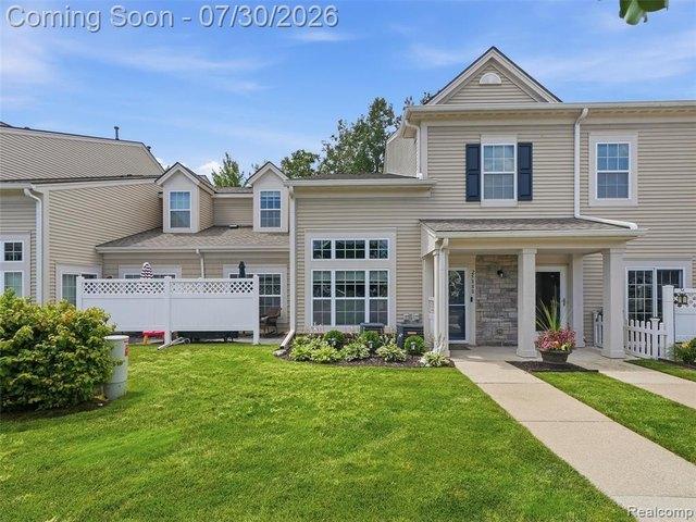 Condo for sale in Harrison Township, Michigan