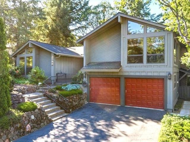 House for sale in Oregonia