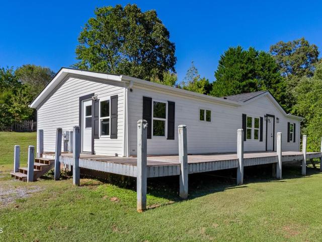 House for sale in Warne, Clay County