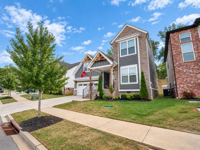 House for sale in Pleasant View, Middle Tennessee