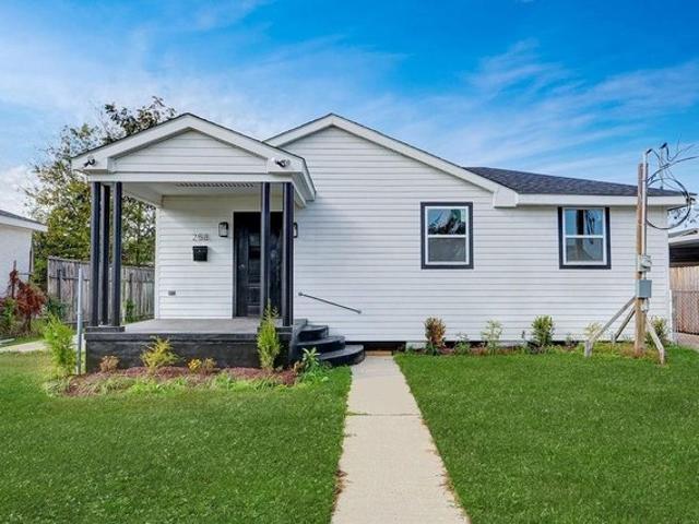House for sale in Harahan, Jefferson Parish