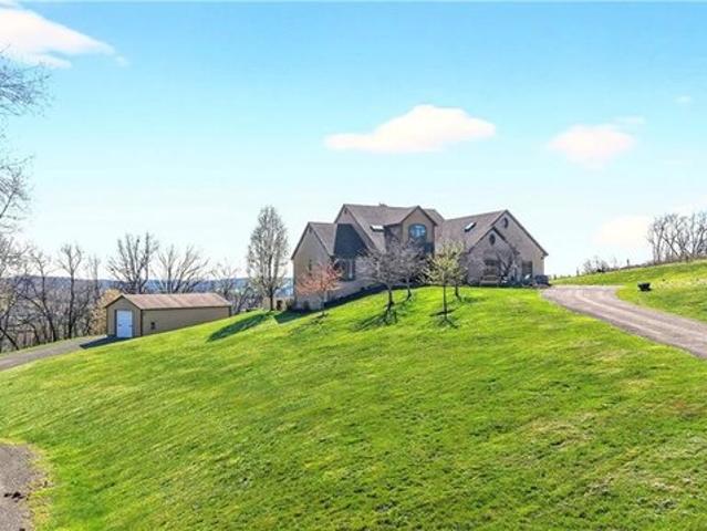 House for sale in Zelienople, Pennsylvania