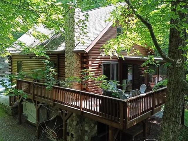 House for sale in Hawley, Pennsylvania