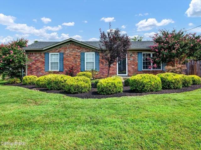 House for sale in Mount Washington, Kentucky