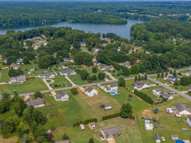 House for sale in Wellford, South Carolina