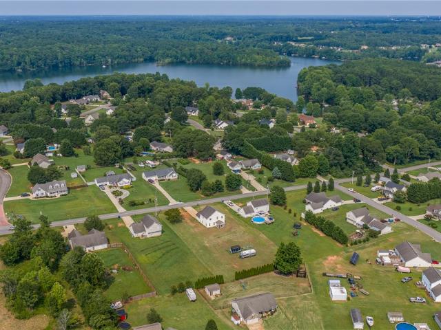 House for sale in Wellford, South Carolina