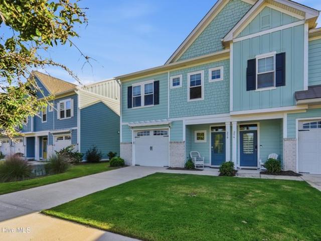 Townhouse for sale in Beaufort, Carteret County