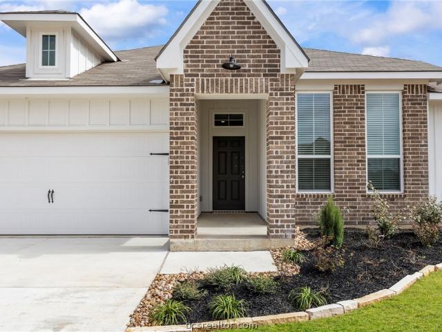 House for sale in Snook, Burleson County