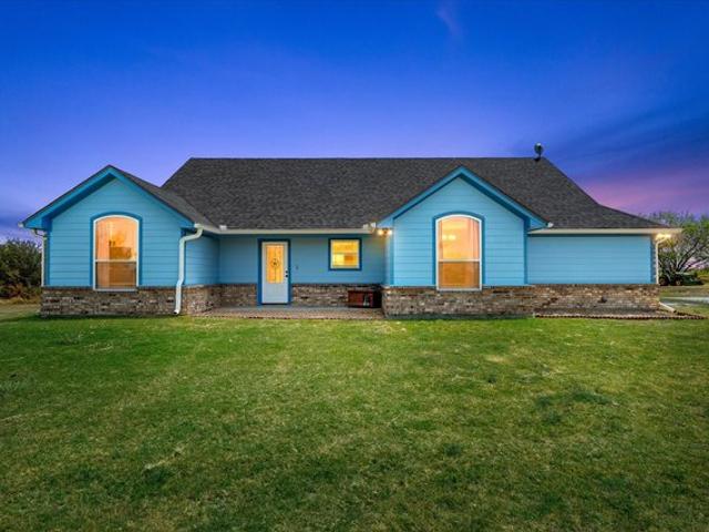 House for sale in Hubbard, Texas