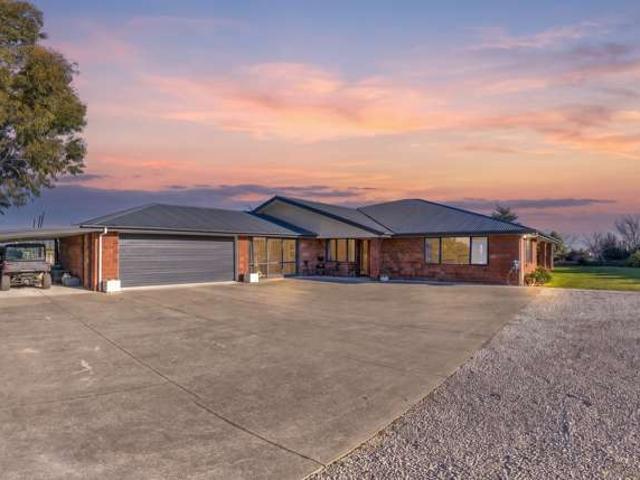 Property for sale in Loburn, Canterbury