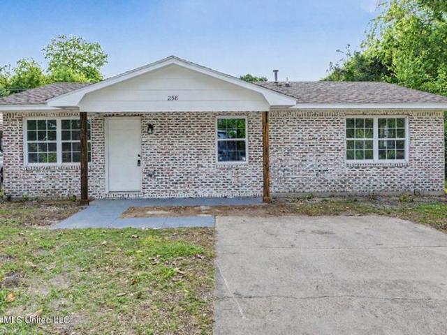 House for sale in Biloxi, Mississippi