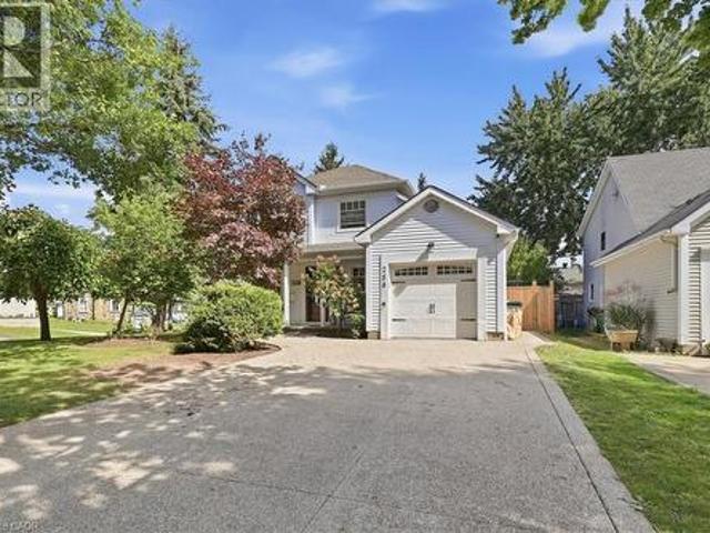 House for sale in Waterloo, Ontario