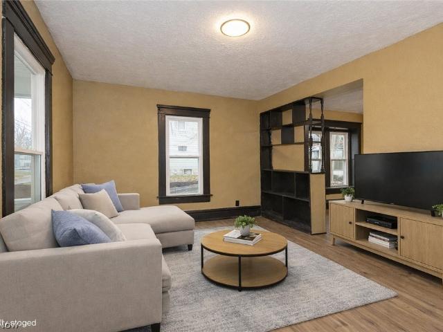 House for sale in Summit, Ohio