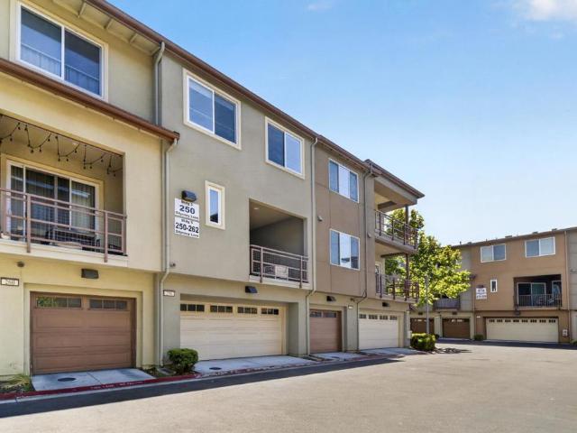 Condo for sale in Milpitas, California