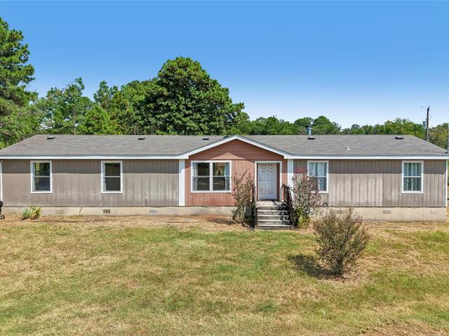 House for sale in Smithville, Bastrop County