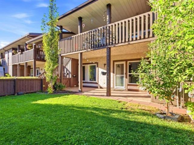 Condo for sale in Lymburn, Edmonton