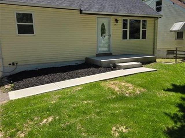 House for sale in Hazelwood, Missouri