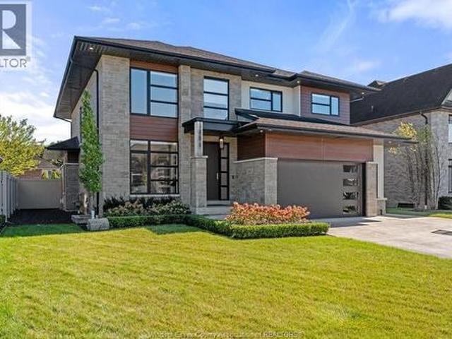House for sale in Lakeshore, Ontario