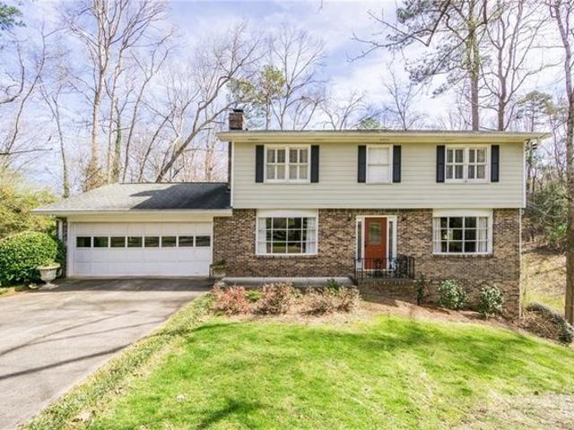 House for sale in Dunwoody, Georgia