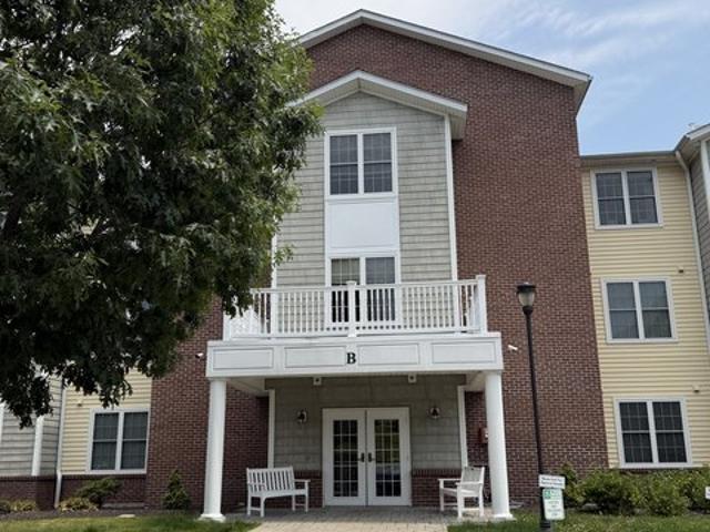 Condo for sale in Groton, Connecticut